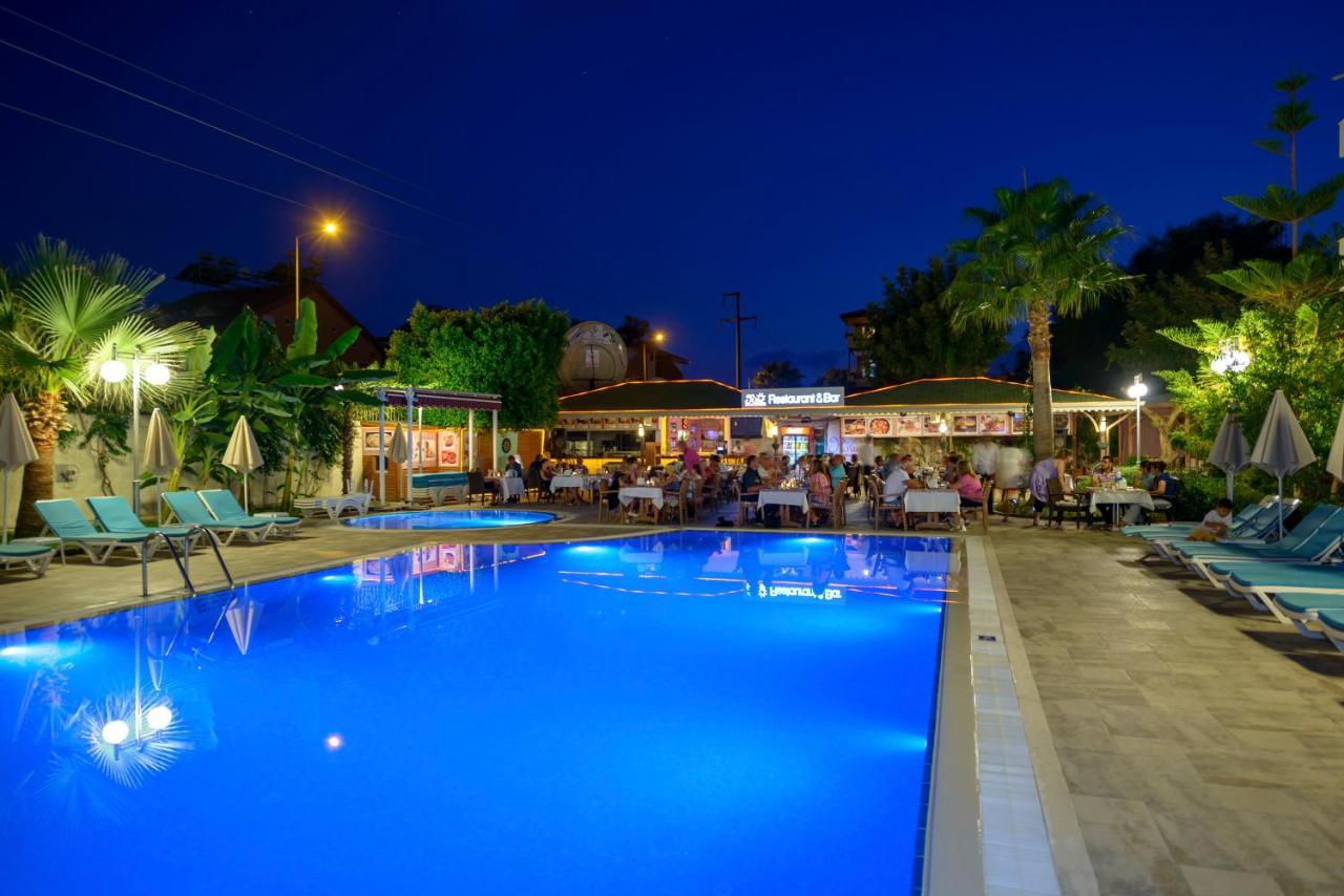 Risus Hotel シダ エクステリア 写真