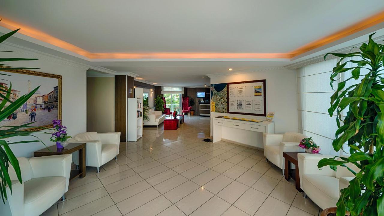 Risus Hotel シダ エクステリア 写真