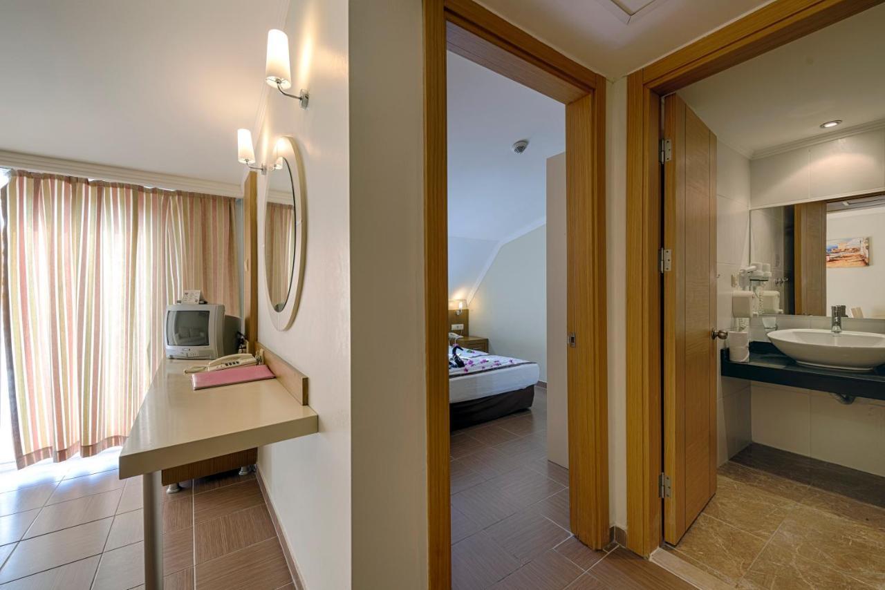 Risus Hotel シダ エクステリア 写真