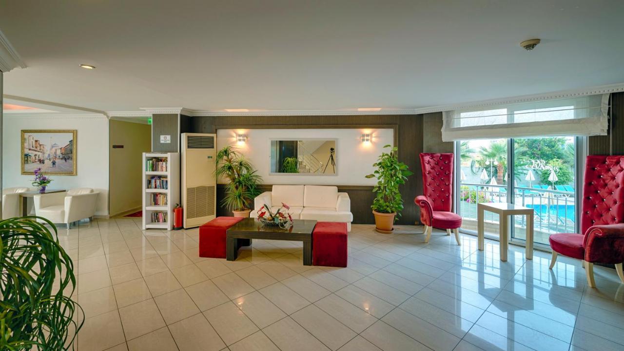 Risus Hotel シダ エクステリア 写真